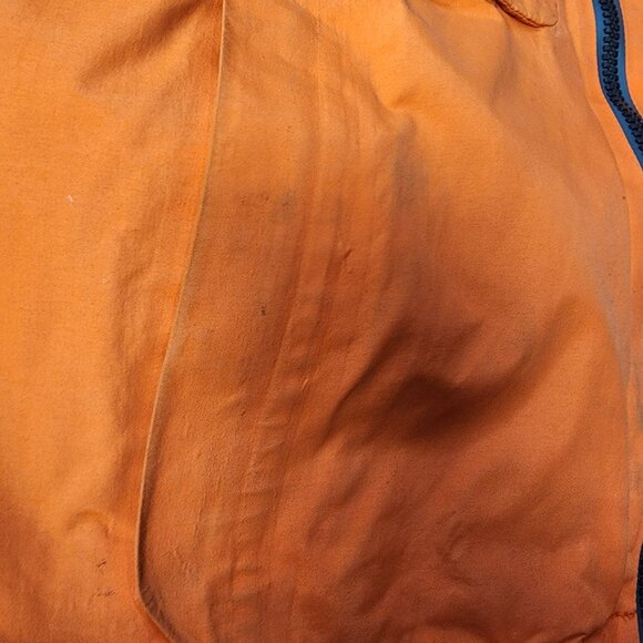 Burton AK Snowboard GTX Shell Jacket (S) - Picture 12 of 13